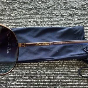Oscar de la Rente Navy Blue Aviators Sunglasses - Vintage s-l400.jpg main image 2